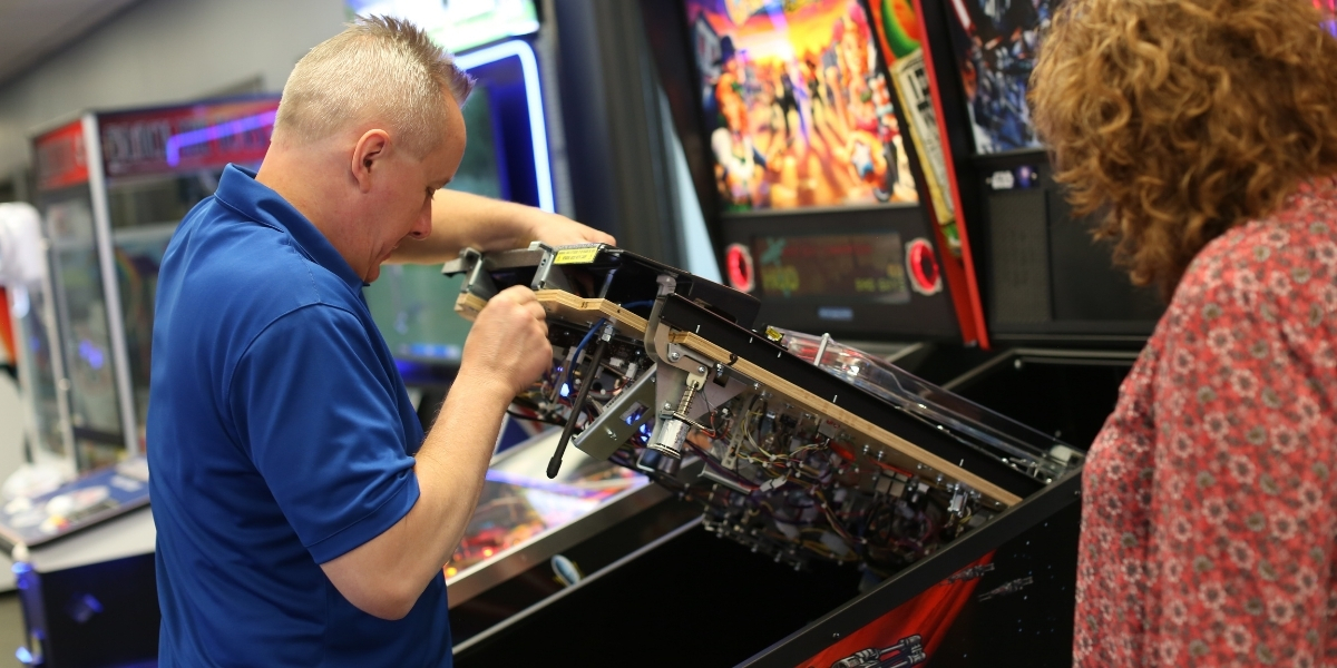 arcade game distributor